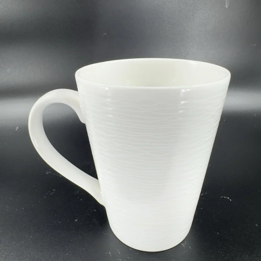 Noritake Colorscapes White‎ Wow Swirl Coffee Mug Cup Ceramic Set Of 2 Indonesia